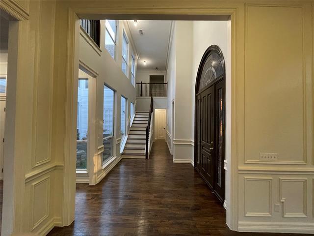 Building Photo - 4569 Hallmark Dr
