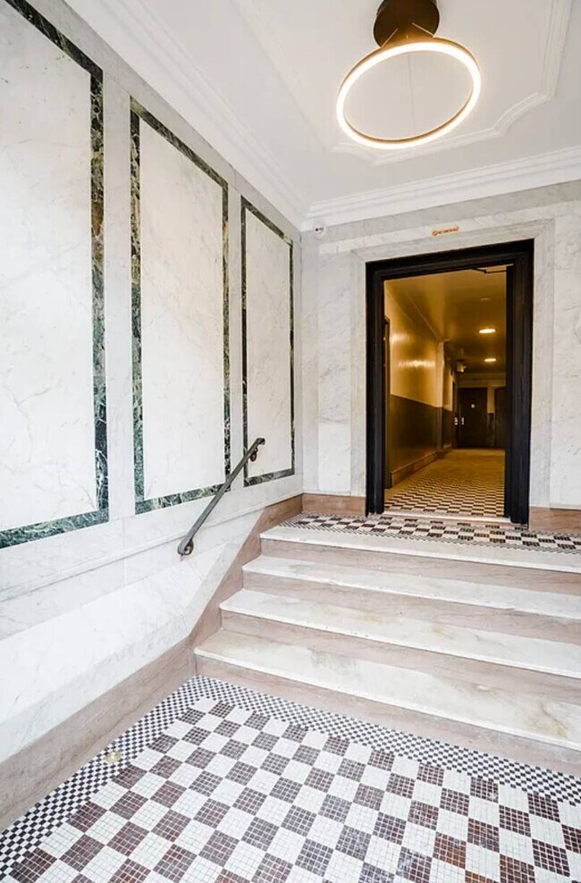 Foto del edificio - 30-44-44 32nd St
