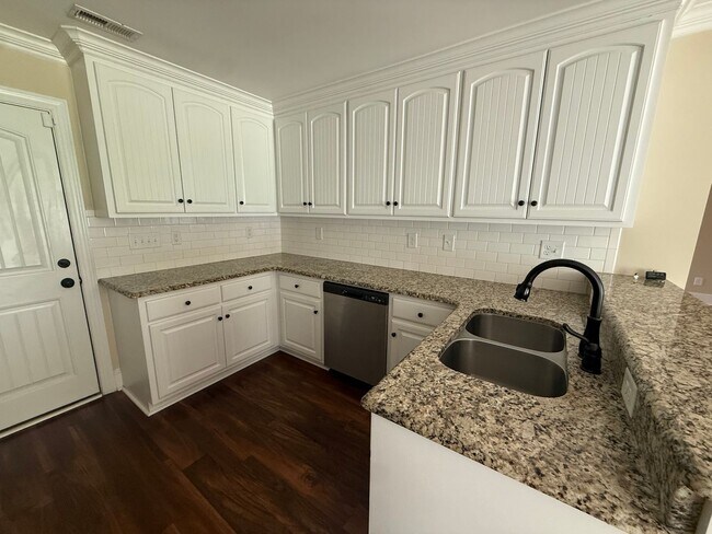 Building Photo - 3606 Ashford Dr NW