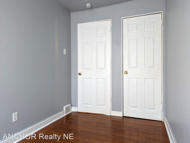 Building Photo - 3 br, 1 bath House - 7720 Thouron St.