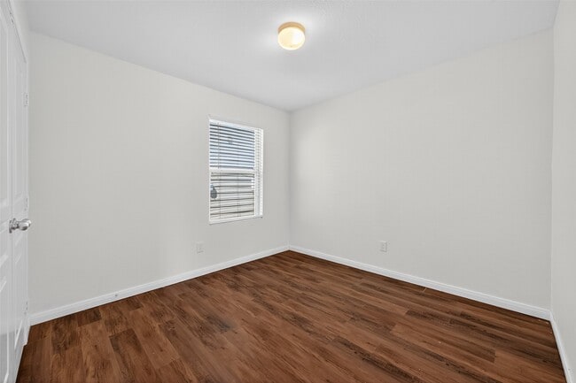 Building Photo - 2730 Skyview Silver Dr