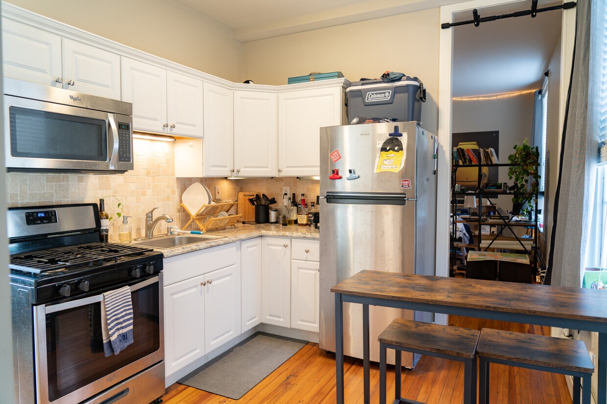 360 Broadway Unit 3W, Saratoga Springs, NY 12866 Apartments in