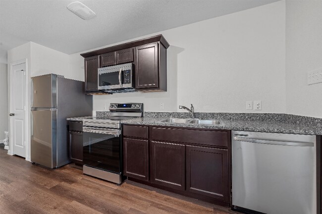 Foto del edificio - 2408 McKenzie Ave