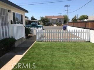 Building Photo - 229 S 36th St