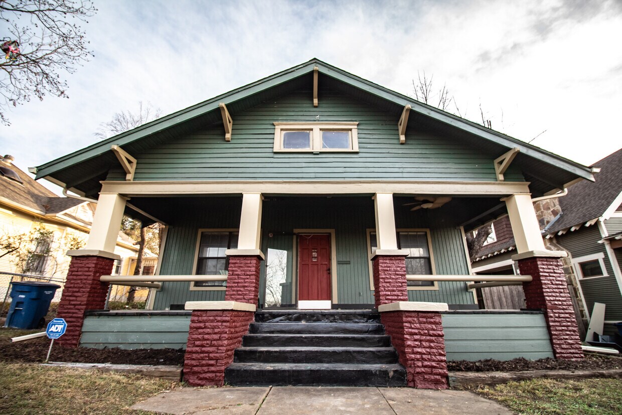 320 E 6th St, Dallas, TX 75203 House Rental in Dallas, TX