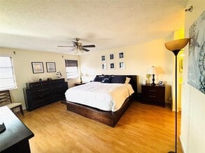 Building Photo - 2238 N Cypress Bend Dr
