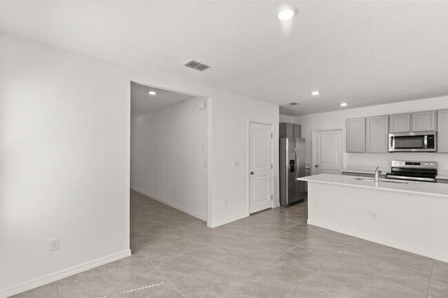 Building Photo - 33301 Darley Dl Trl