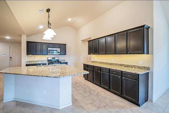 Foto del edificio - 9602 Paloma Creek Dr