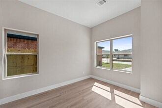 Building Photo - 2607 Liguria Ln