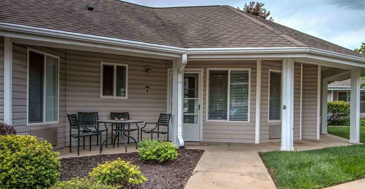 Thornton Place Apartments in Topeka, KS