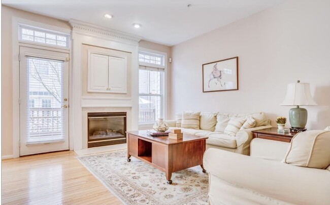 Living Room - 5259 Colonel Johnson Ln