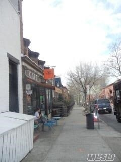 Building Photo - 480 5th Ave