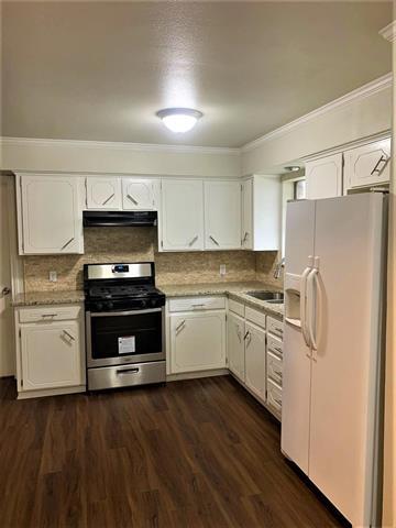 Foto del edificio - 11991 Maple St