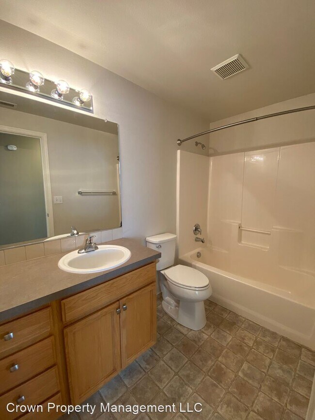 Foto del edificio - 4 br, 2 bath House - 5904 Fenway Dr.