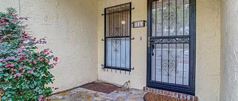 Foto del edificio - 16 Fox Valley Dr