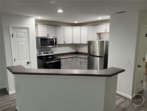 Building Photo - 56 Ashleigh Ln