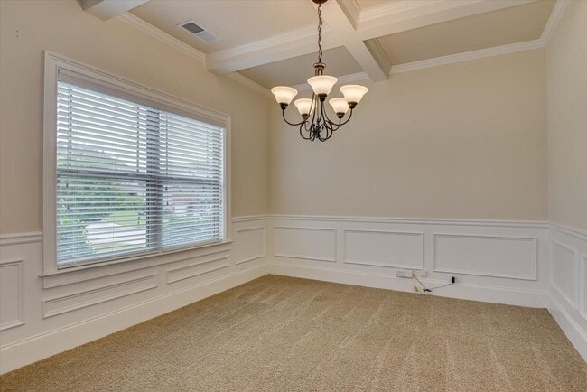 Building Photo - 2417 Sunflower Dr