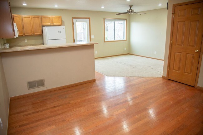 Foto del edificio - 2676 Raven Oaks Drive - 1