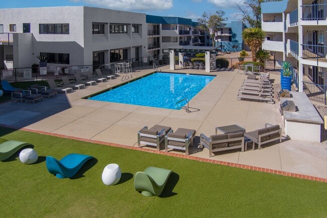 Foto del edificio - Peaks at Sandia View