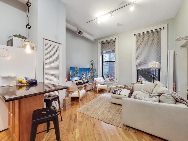 Foto del edificio - 1561 N Wells St