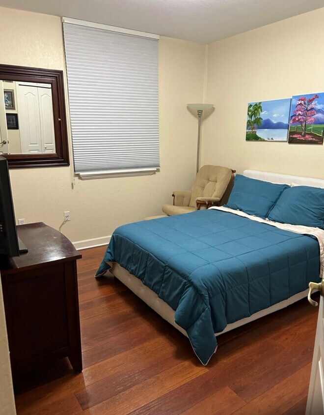 Foto del edificio - 5422 NW 113th Pl