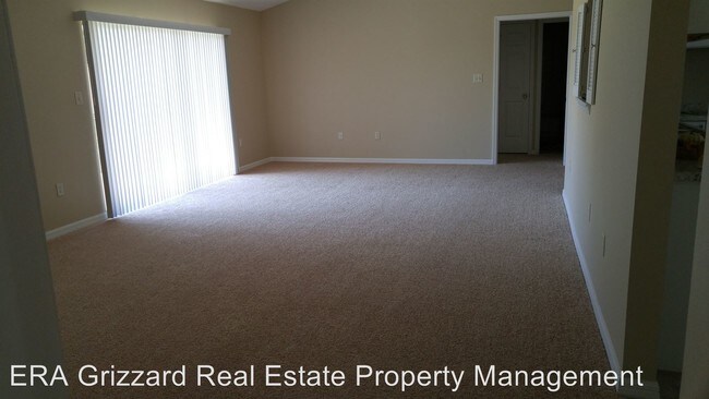 Building Photo - 33925 Tara Wood Dr