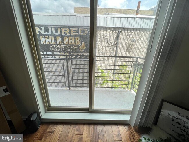 Foto del edificio - 1441 Brown St