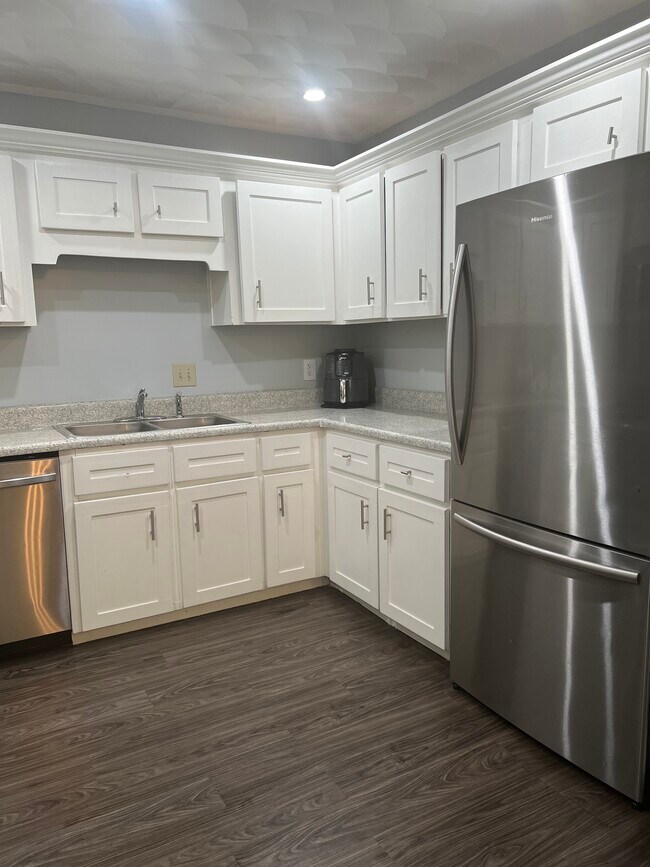 Cocina - 1068 Cassidy Ln