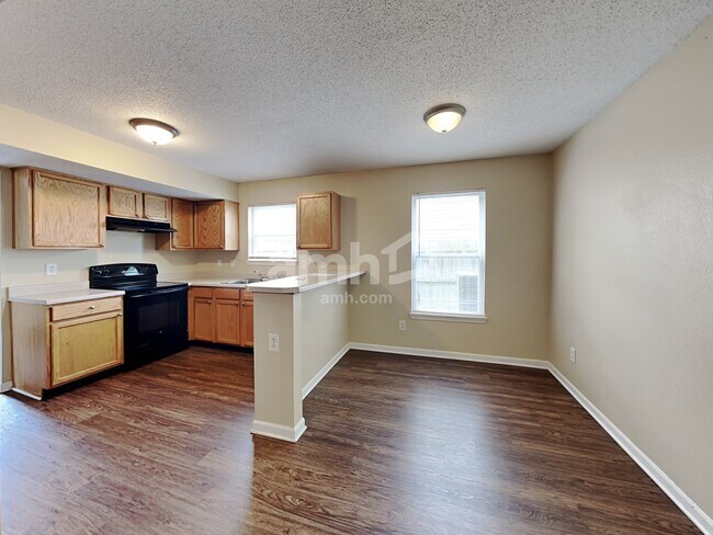 Building Photo - 6063 Bannister Ct