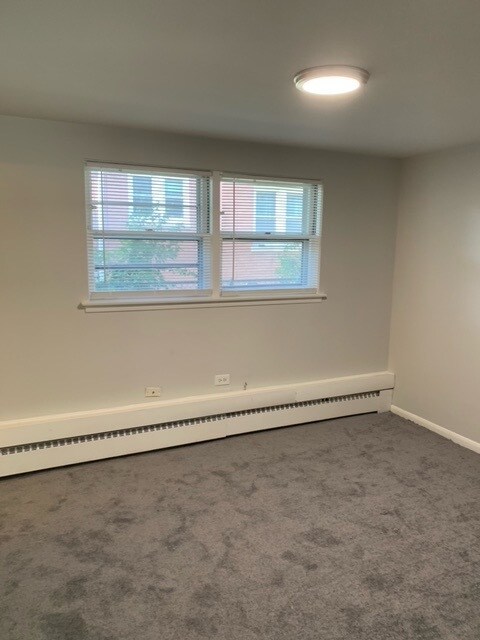 Foto del edificio - 2631 W 123rd St