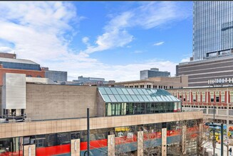 Building Photo - 1617 California St