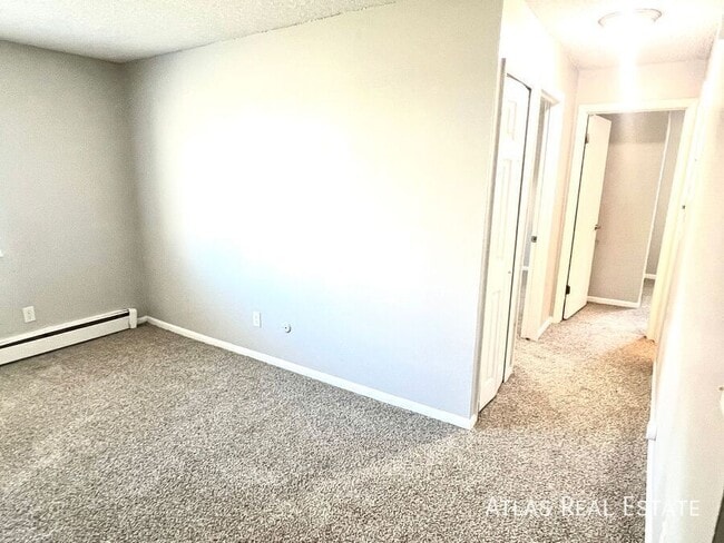 Building Photo - 415 St Vrain Pl