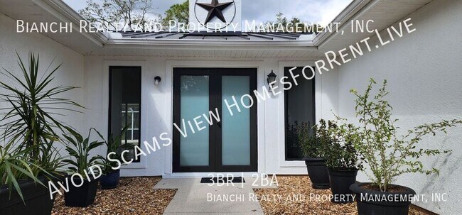 Foto del edificio - 3015 48th Ave Dr E