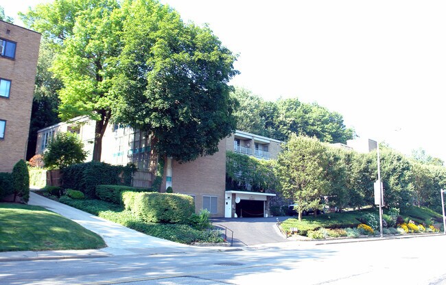 Foto del edificio - 5100 5th Ave