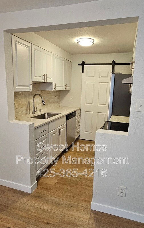 Foto del edificio - 12107 NE Bel Red Rd