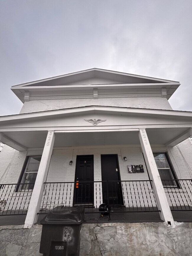 Foto del edificio - 325 Harrison St