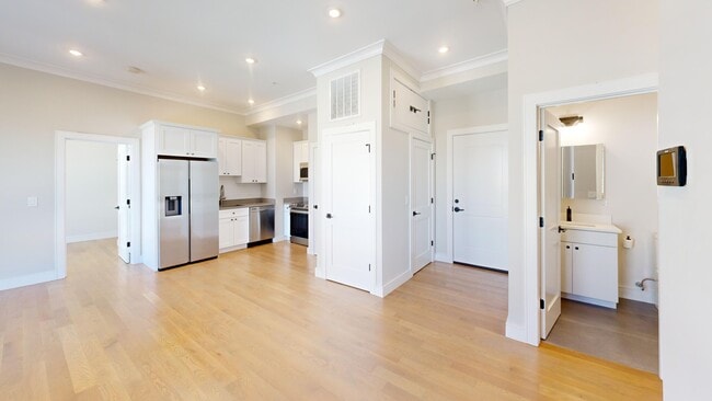 Photo - 18-18 Highgate St Apartment