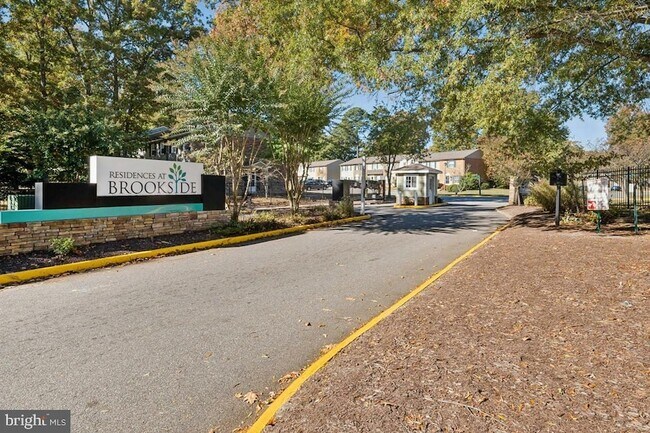 Foto del edificio - 1508 Stowmarket Ct