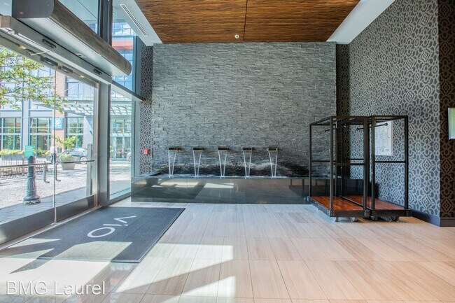 Building Photo - 1 br, 2 bath House - 45 Sutton Sq SW (#303)