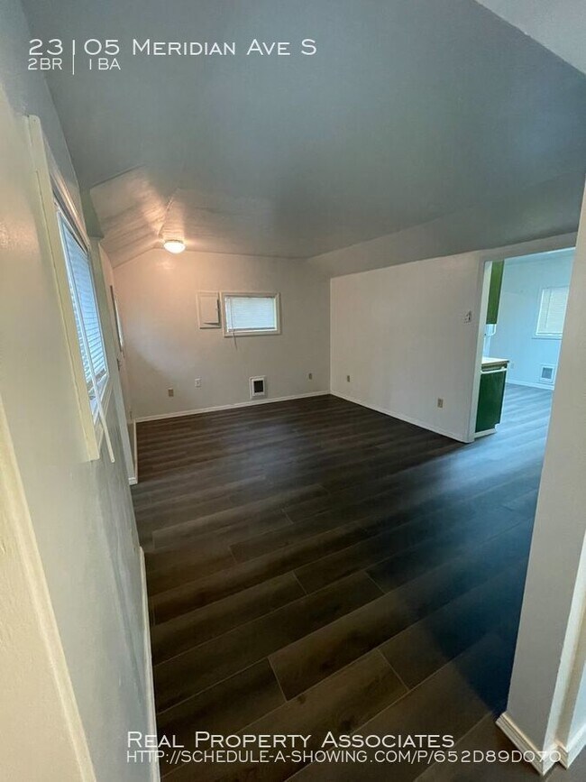 Foto del edificio - 23105 Meridian Ave S
