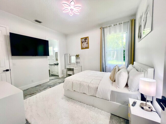 Foto del edificio - 15700 Carrera Ln