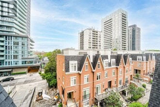 Building Photo - 108 Redpath Ave