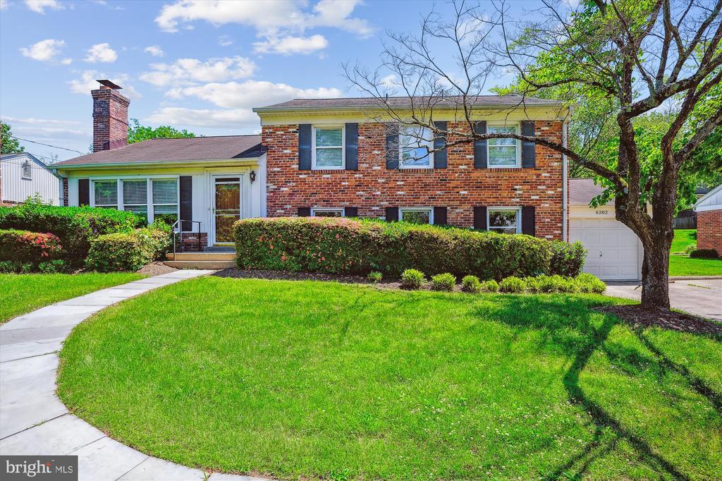 Primary Photo - 6302 Orchid Dr
