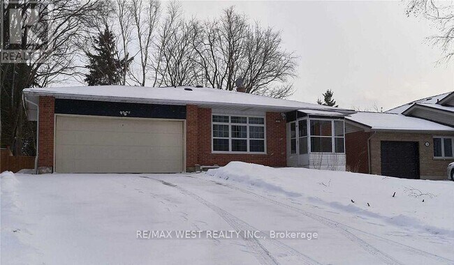 Photo du bâtiment - 323 Centre St