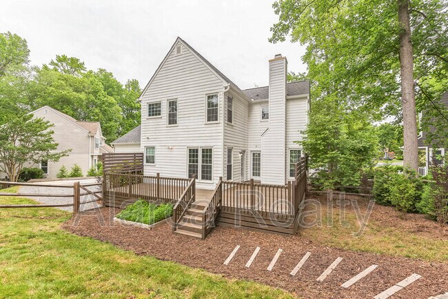 Foto del edificio - 17000 Shady Glen Dr