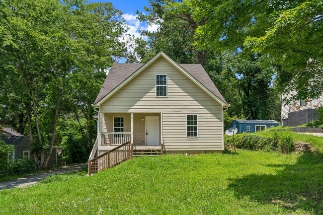 Building Photo - 2045 Baker Rd NW
