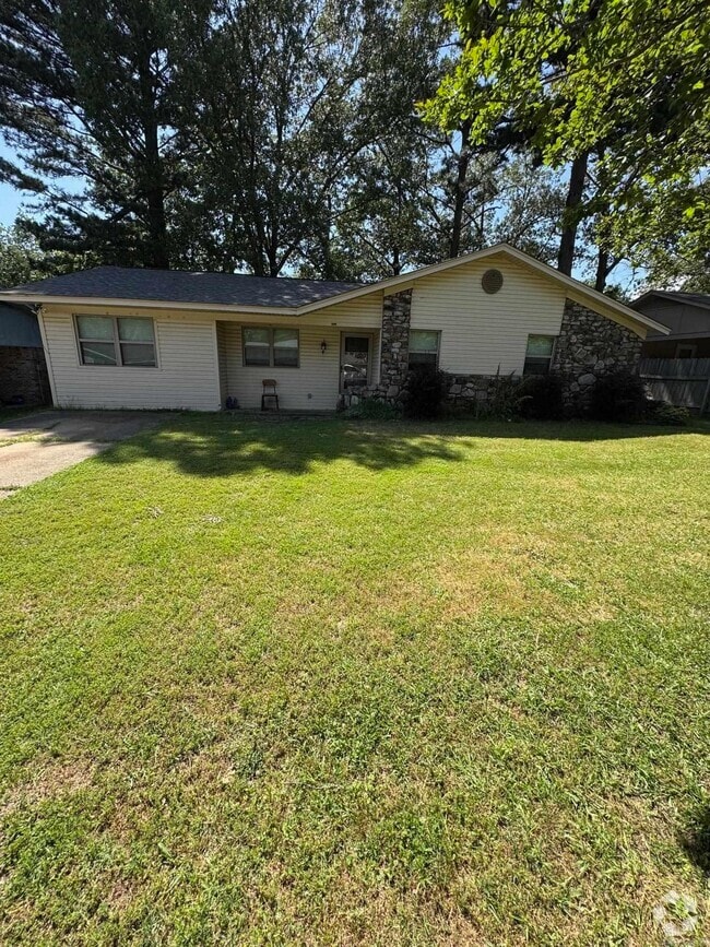 Building Photo - 3511 Vicki Dr