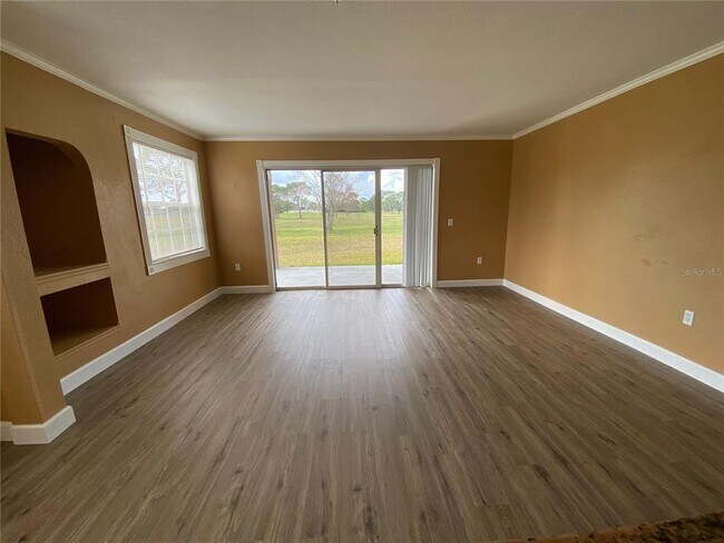 Foto del edificio - 13827 Fairway Island Dr