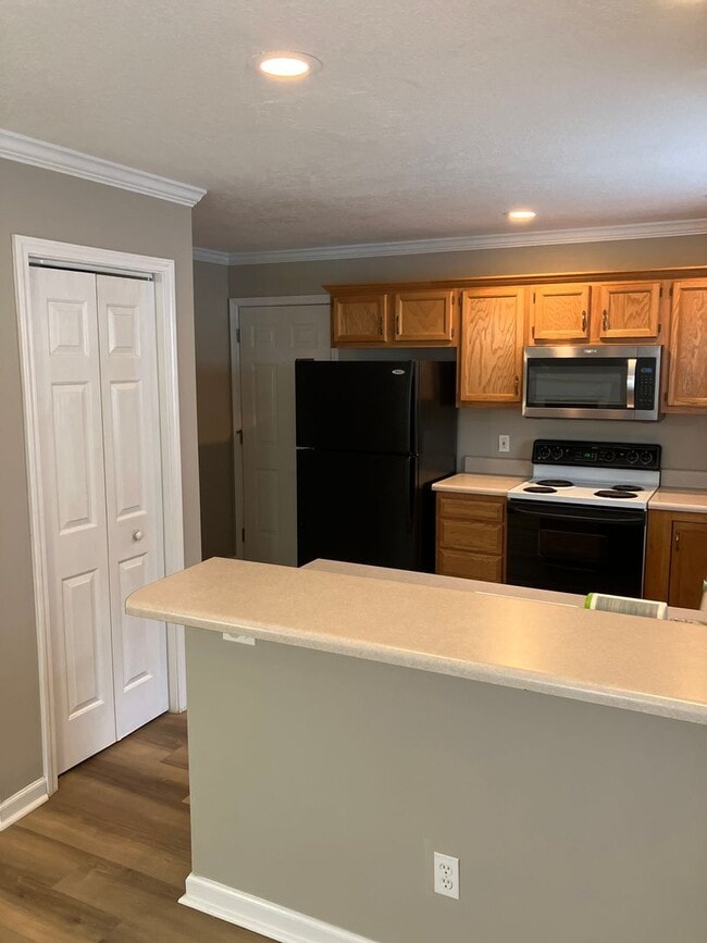 Building Photo - Newly Renovated Townhome in Arden