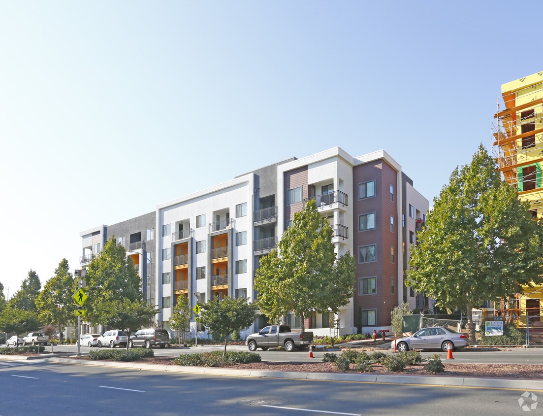 Foto del edificio - Oak Grove